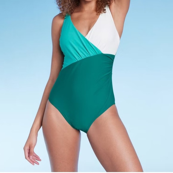 Shade & Shore Green and Cream Swimsuit - Picture 3 of 9